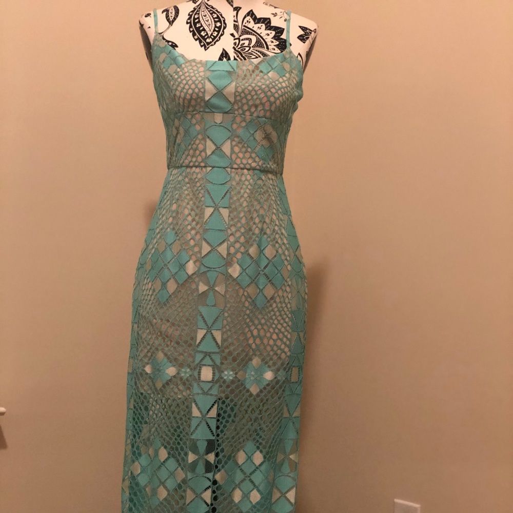 BCBG Evelina Geometric Lace Maxi Dress